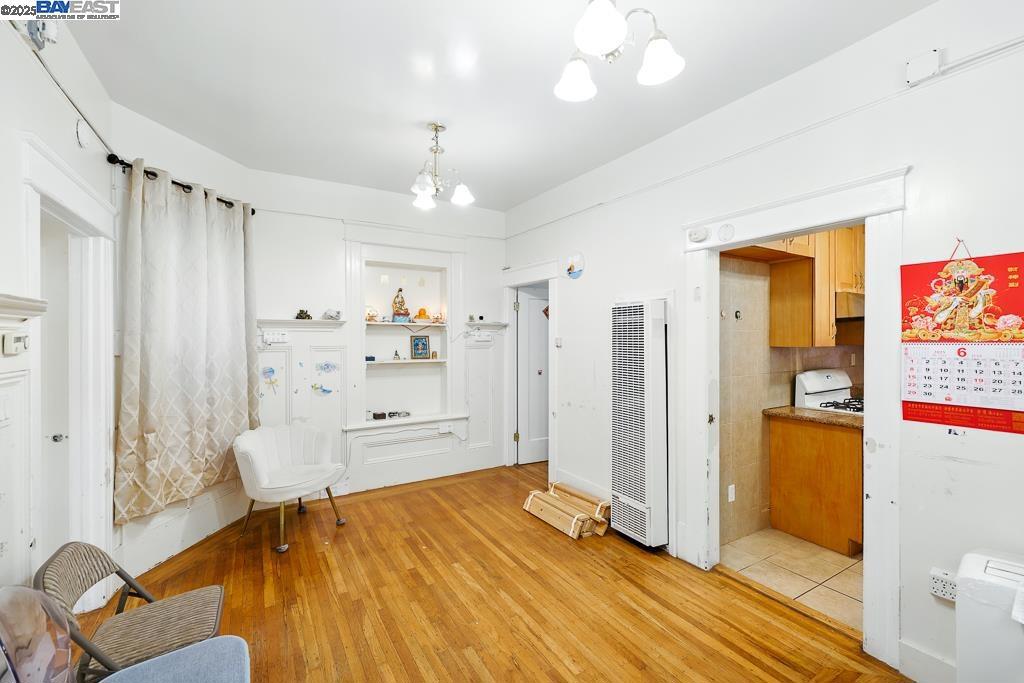 NOB HILL - Residential Income