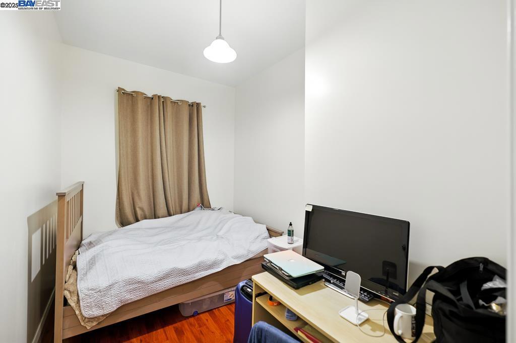 NOB HILL - Residential Income