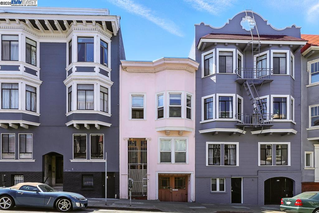 Duplexes are seldom available in San Francisco’s prestigious Nob Hill — don’t miss this unique opportunity seamlessly blends old-world opulence with modern comfort. Set among a rich tapestry of regal, century-old hotels, sleek glass-walled condos, and ornate Queen Anne-style buildings adorned with Art Deco finishes, this home captures the timeless elegance and architectural diversity that define one of San Francisco's most iconic enclaves.This is a duplex units with 3 bedrooms and 1 bathroom in each unit. Downstair Garage has 2 bonus rooms and 1 bathroom.