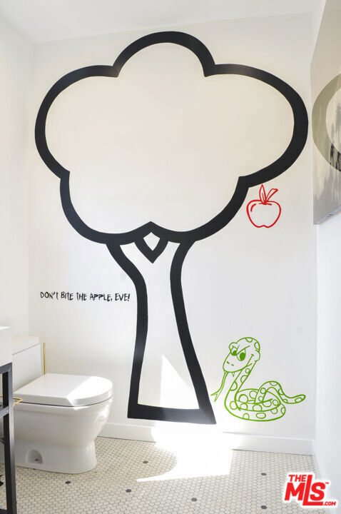 715 N El Centro Avenue