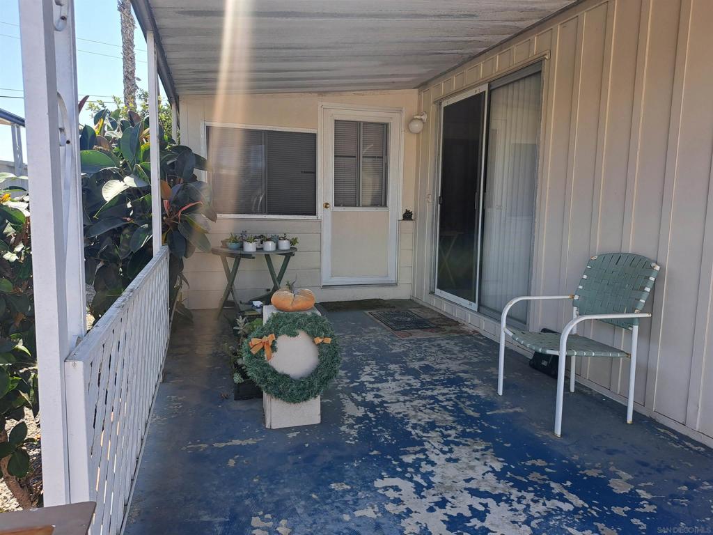 2 Bahia Ln