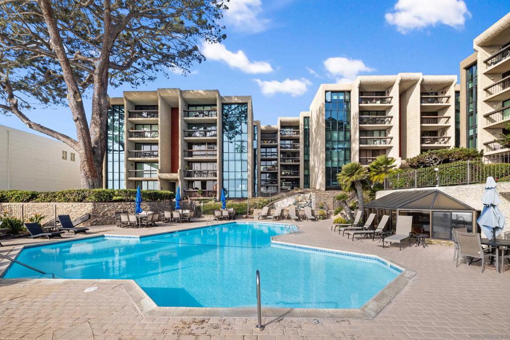 Pacific Beach - Residential