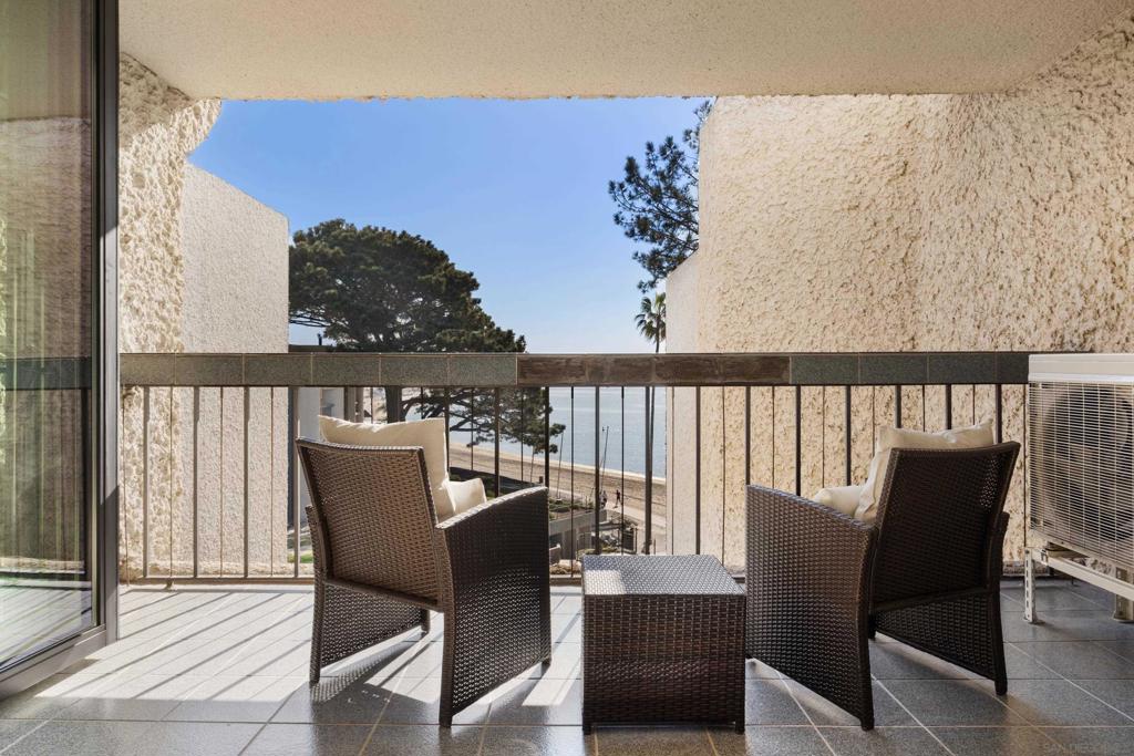 Pacific Beach - Residential