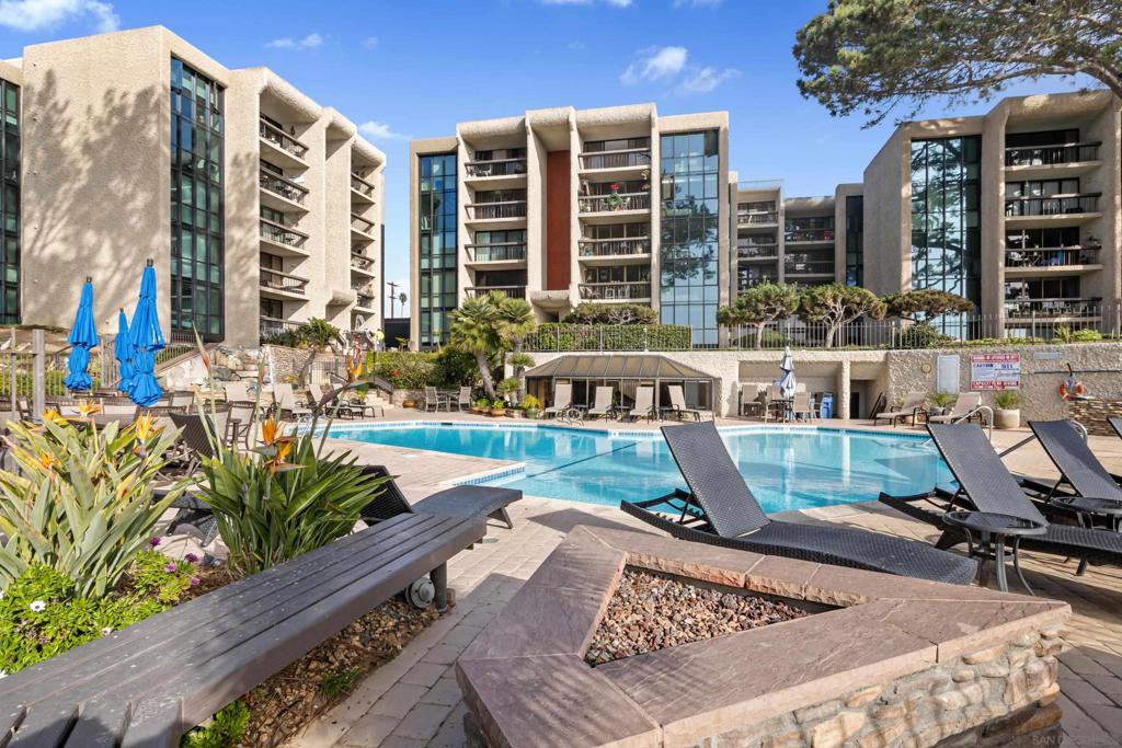 Pacific Beach - Residential