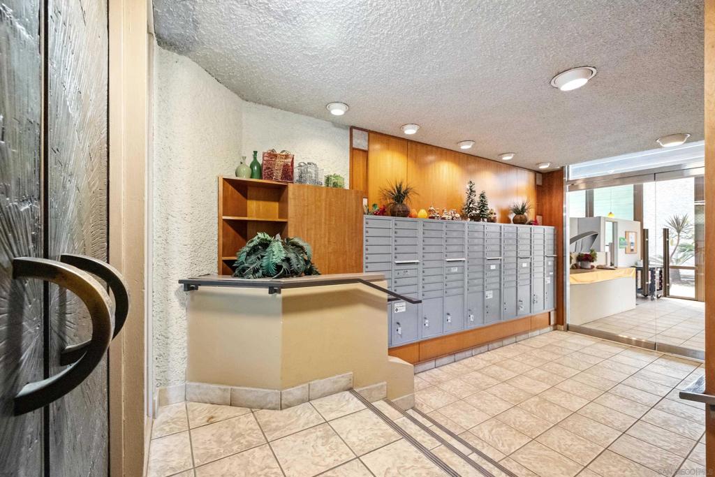 Pacific Beach - Residential