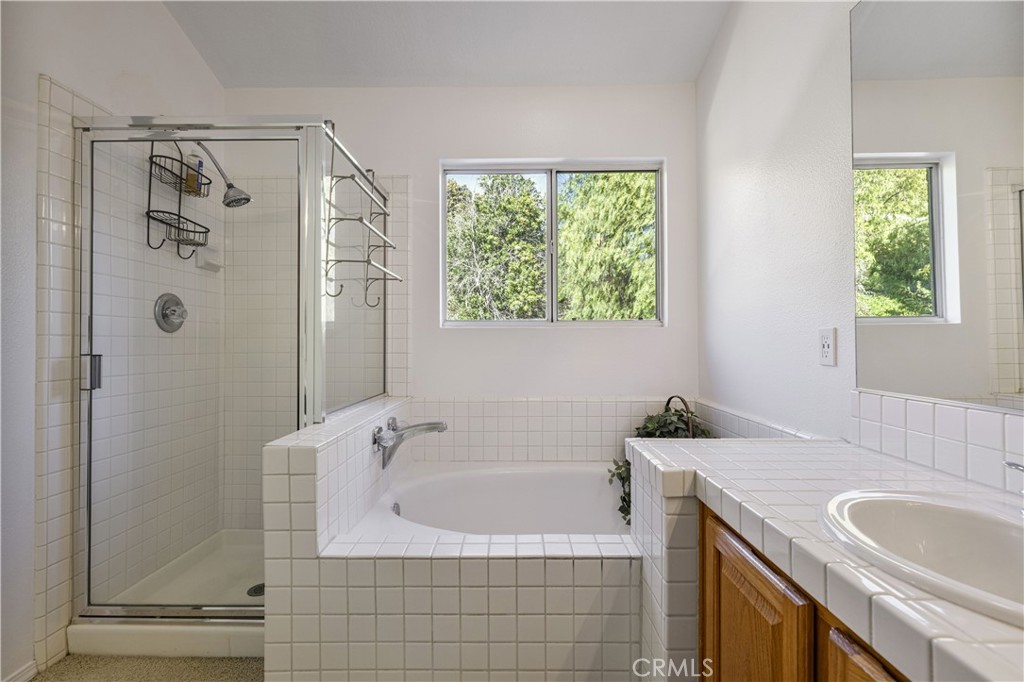 Collage (COLG) - Residential