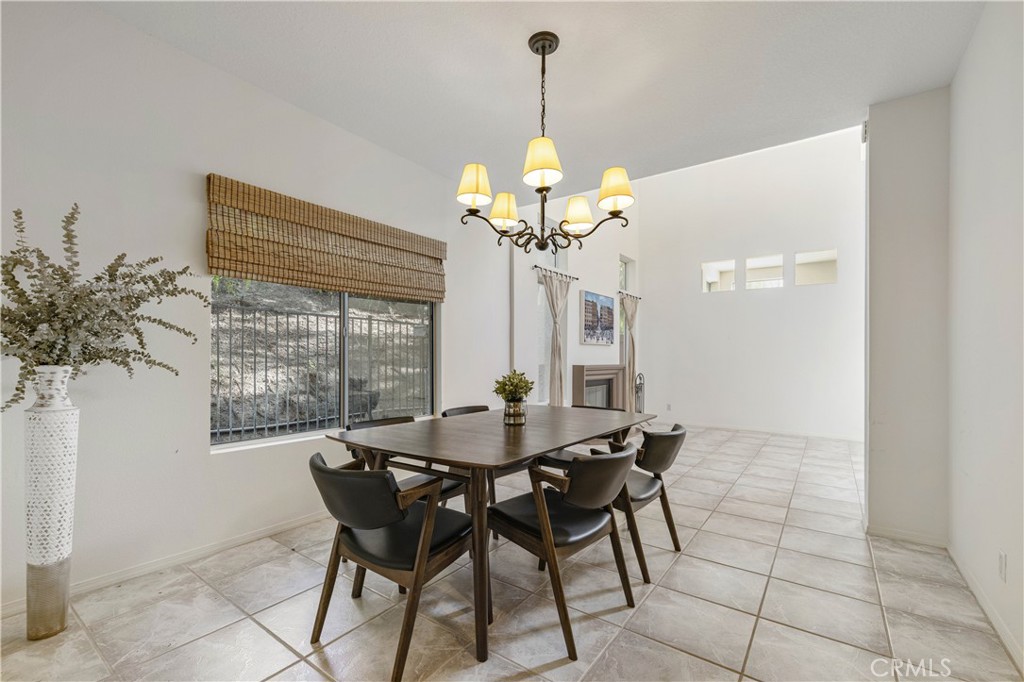 Collage (COLG) - Residential