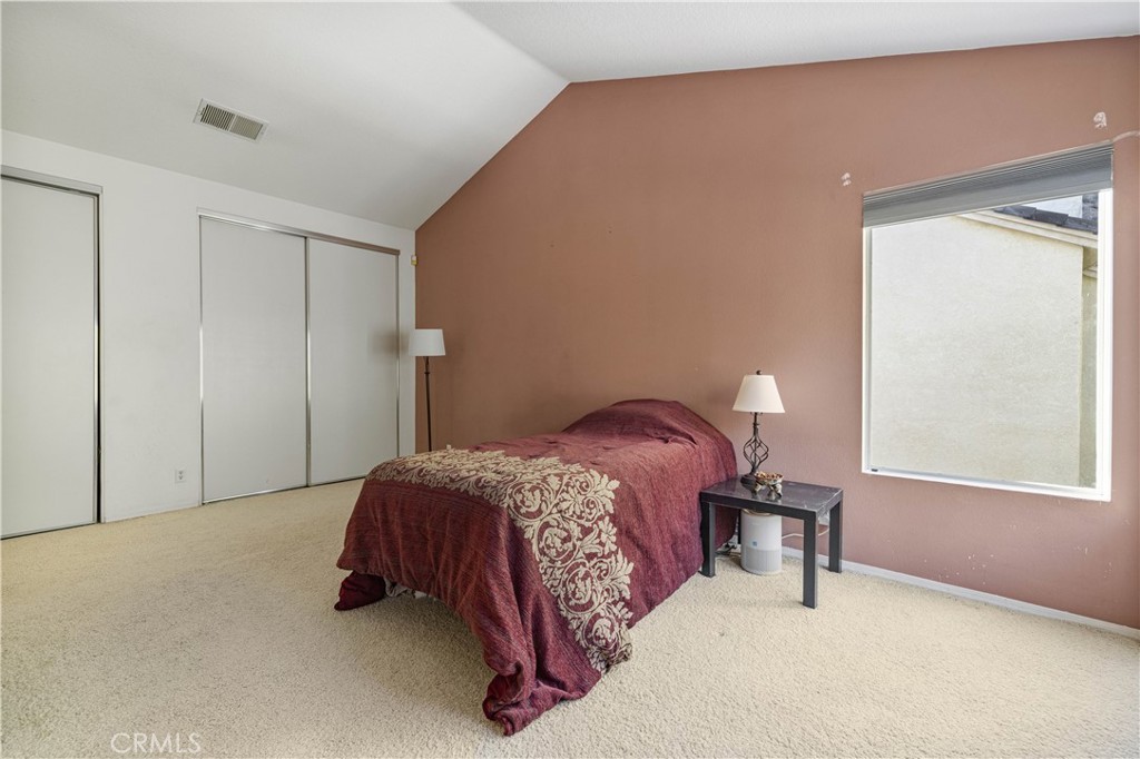 Collage (COLG) - Residential