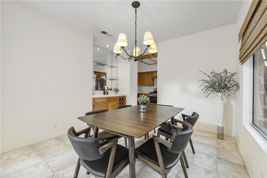 Collage (COLG) - Residential