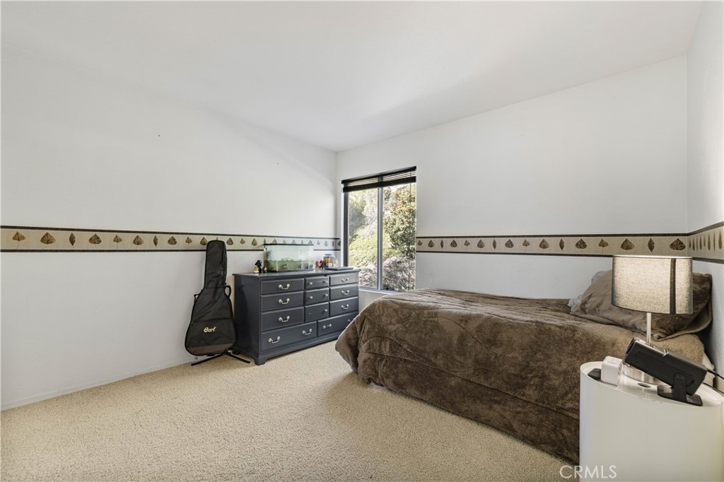 Collage (COLG) - Residential