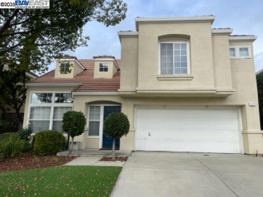 4 Bedrooms, 2 Bathrooms, 1671 Sq. Ft., 2 Car Garage. Apply with RentSpree https://apply.link/oRBFMnE