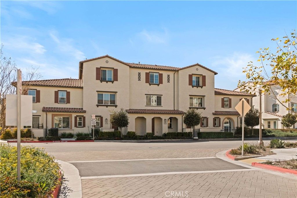 Photo of 8198 Spirit St, Chino, CA 91708 (MLS # OC25221083)