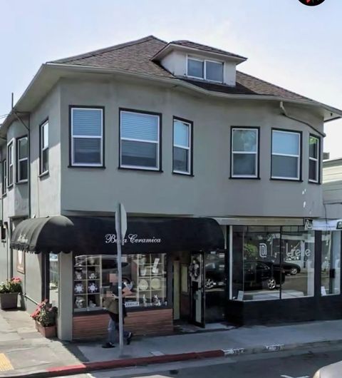 Photo of 9 Monte Vista Ave, Oakland, CA 94611 (MLS # 41123336)