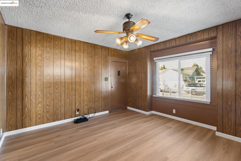 WEBSTER - Residential