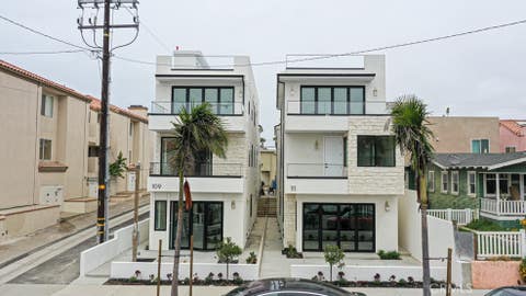 Photo of 109 9th St, Huntington Beach, CA 92648 (MLS # OC26165010)