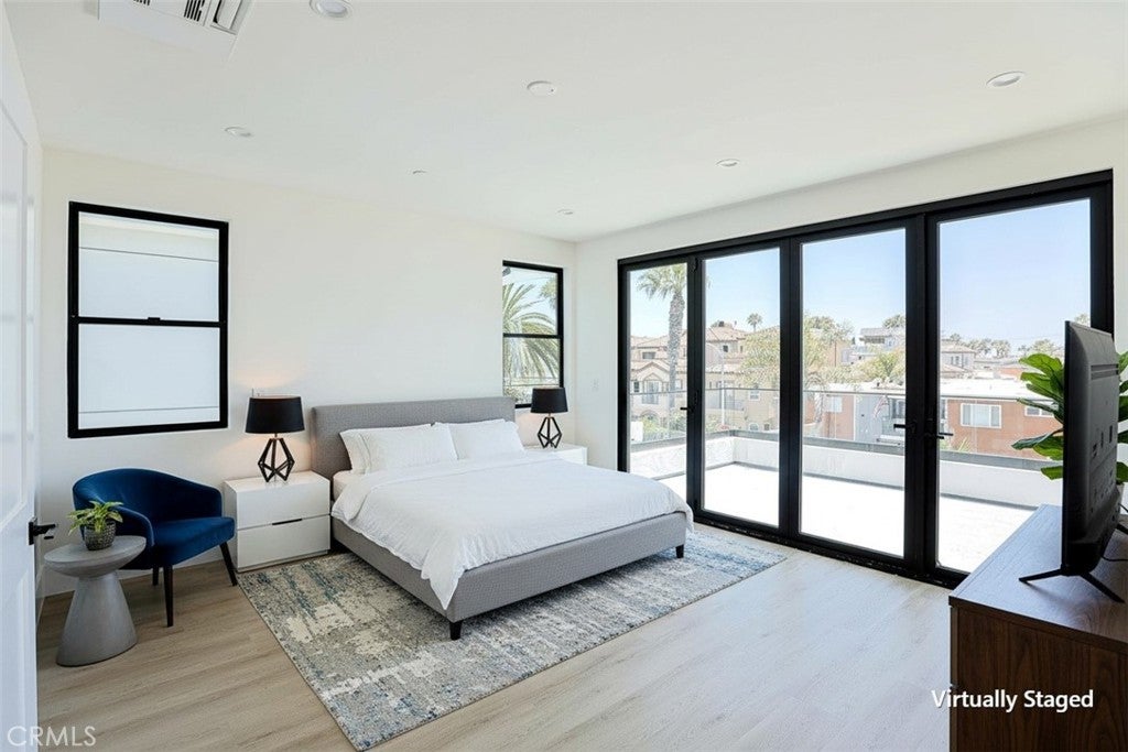 109 9th, Huntington Beach CA 92648 - Photo 11