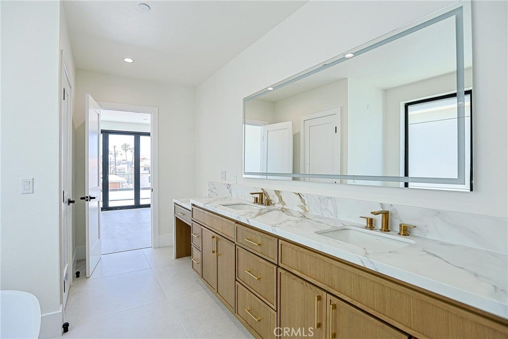 109 9th, Huntington Beach CA 92648 - Photo 70