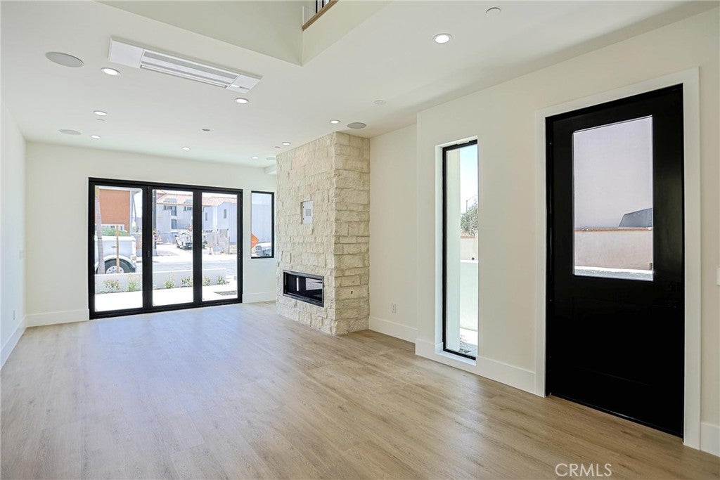 109 9th, Huntington Beach CA 92648 - Photo 28