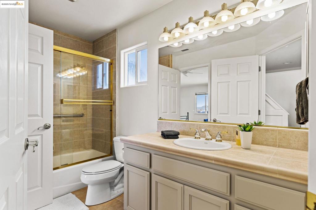 DELTA WATERFRONT ACCESS - Residential