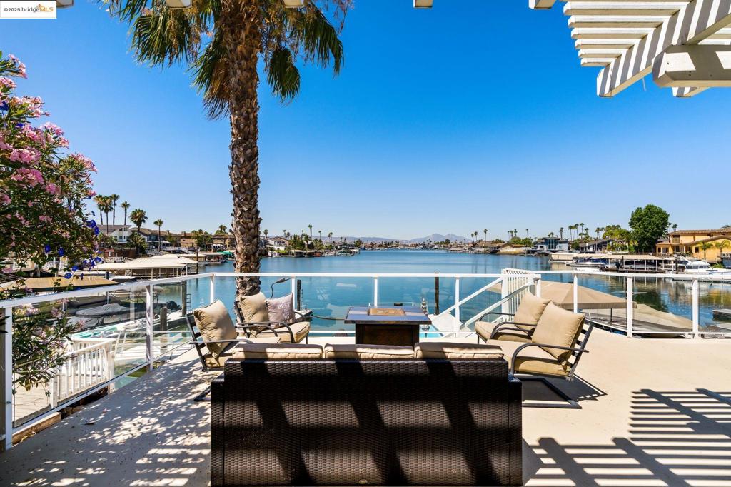 DELTA WATERFRONT ACCESS - Residential