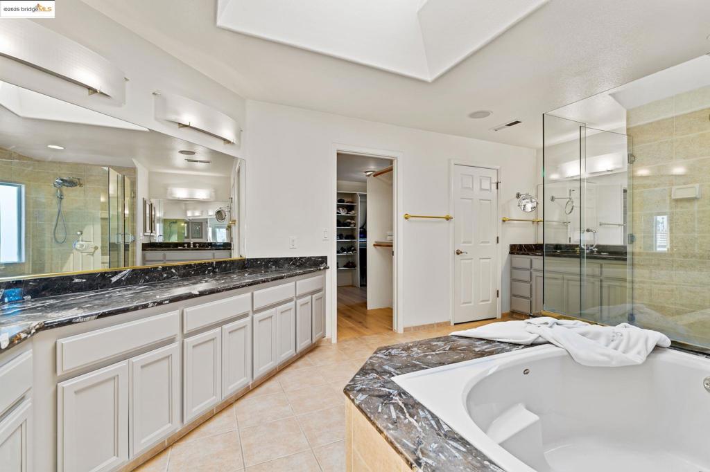 DELTA WATERFRONT ACCESS - Residential