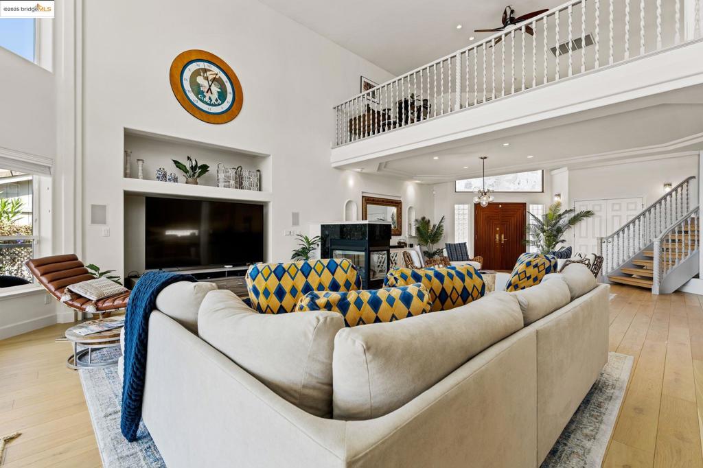 DELTA WATERFRONT ACCESS - Residential