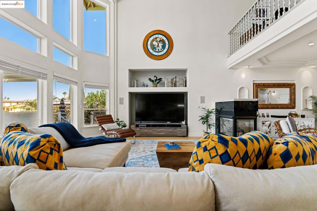 DELTA WATERFRONT ACCESS - Residential