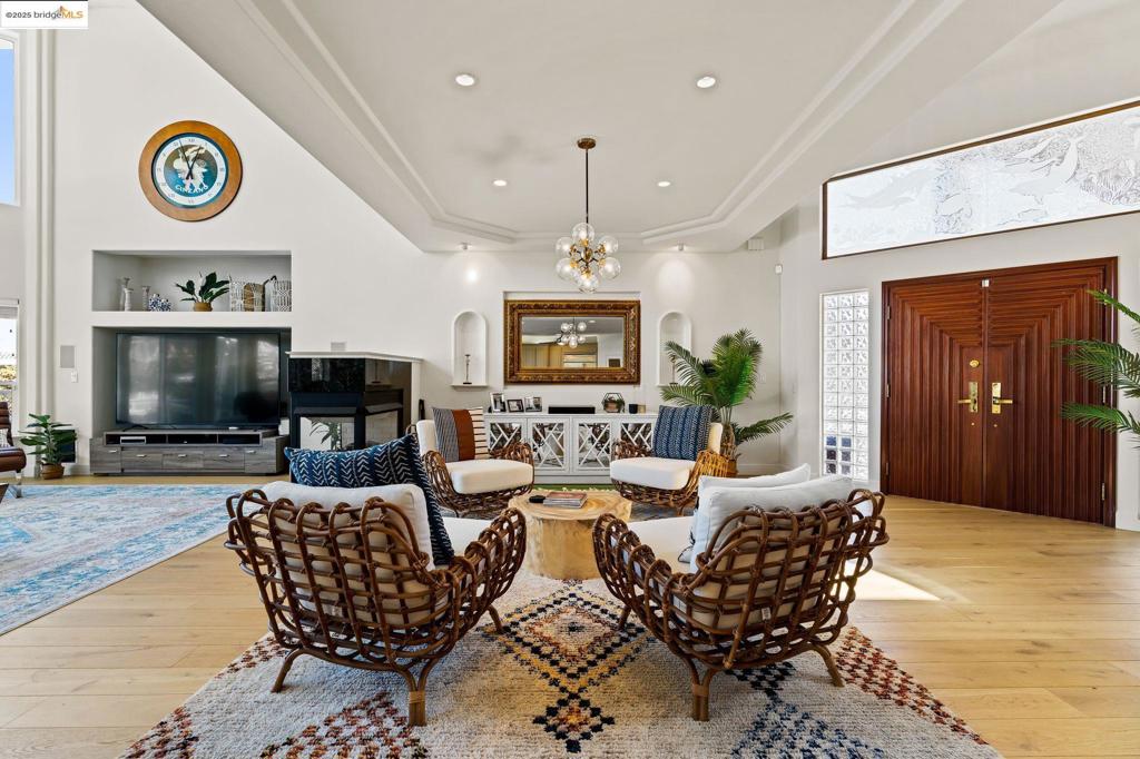 DELTA WATERFRONT ACCESS - Residential