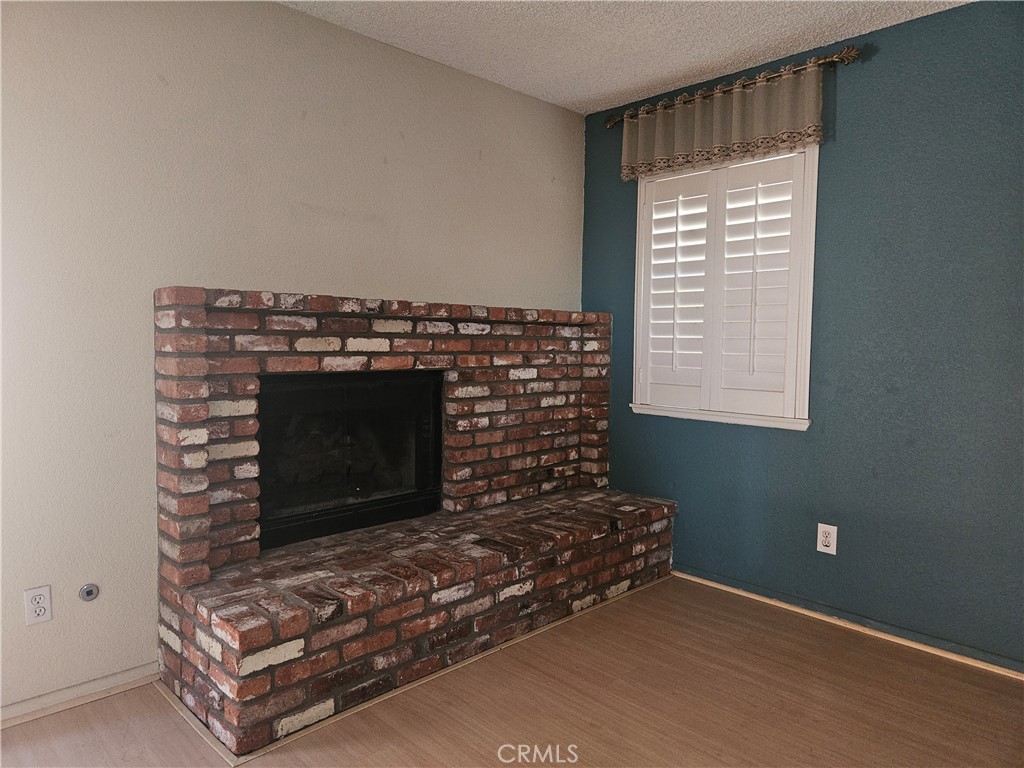 6850 Meadowlark
