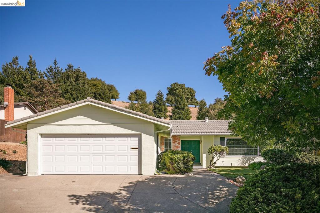 2616 Woodside Ct
