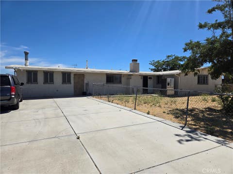 Photo of 16785 Spruce ST, Hesperia, CA 92345 (MLS # CV26136516)