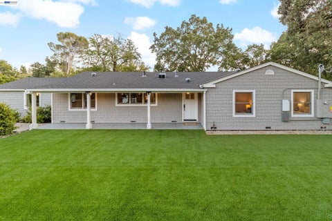 Photo of 1021 Scots Ln Ln, Walnut Creek, CA 94596 (MLS # 41149011)
