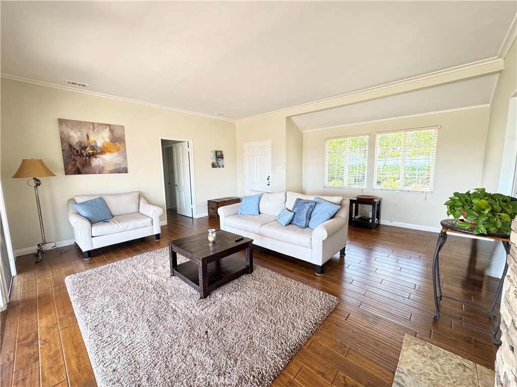 5643 Panorama Drive