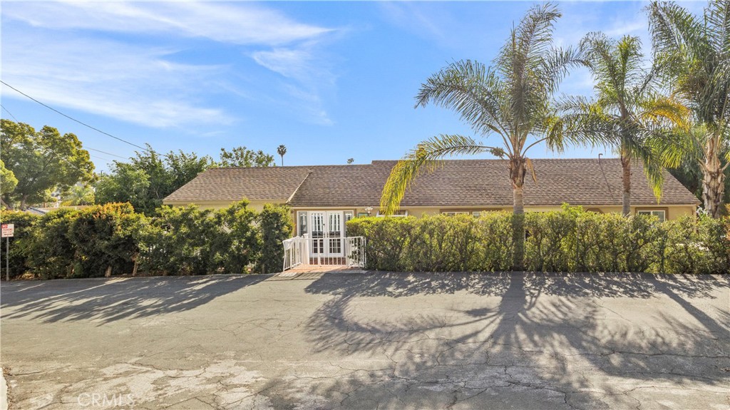 5643 Panorama Drive