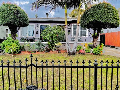 Photo of 3968 S Hobart Boulevard, Los Angeles, CA 90062 (MLS # SW25271856)