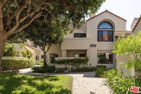 Photo of 1230 Franciscan Court #1, Carpinteria, CA 93013 (MLS # 26863551)