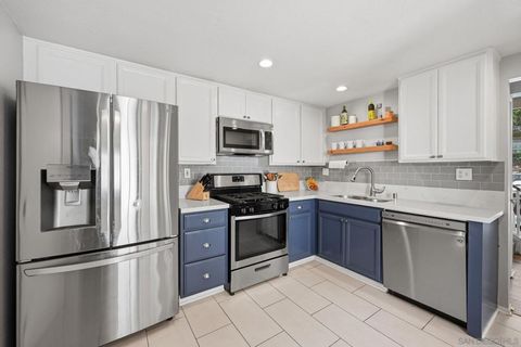 Photo of 12305 Caminito Mira Del Mar, San Diego, CA 92130 (MLS # 260013795SD)