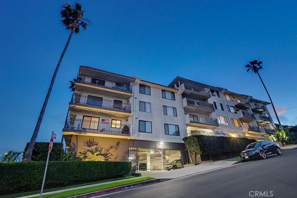 765 W 26th Street 308