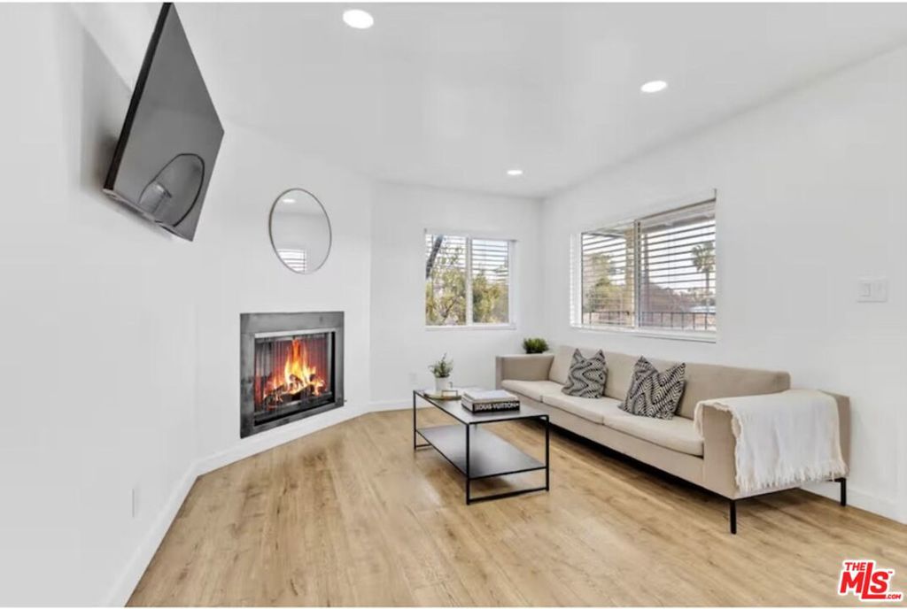 4195 San Miguel Avenue