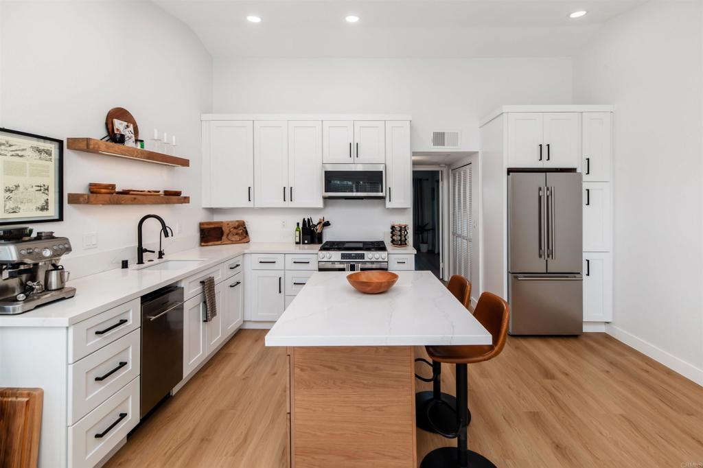 4792 Arizona Street 312