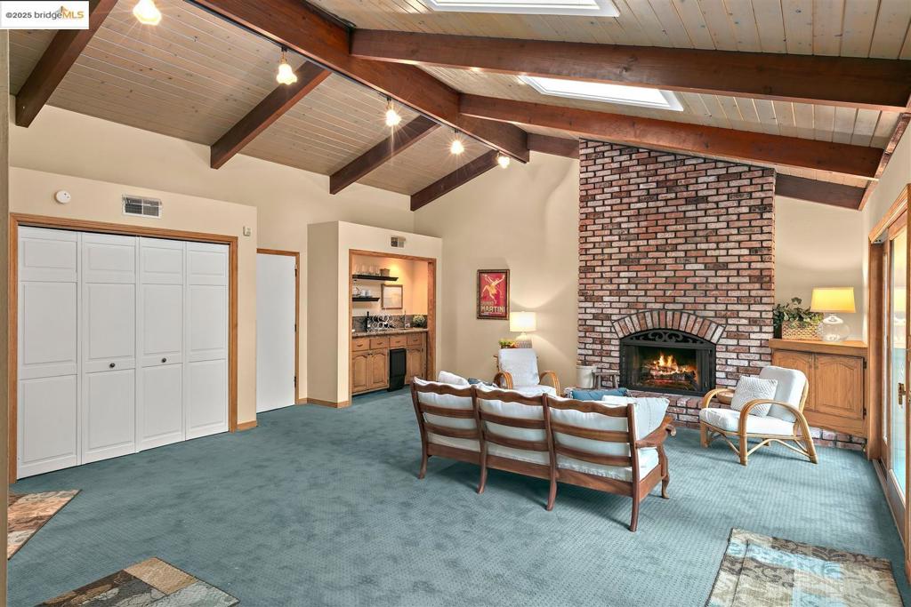 LE BRUN ESTATES - Residential