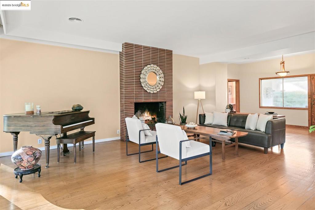 LE BRUN ESTATES - Residential