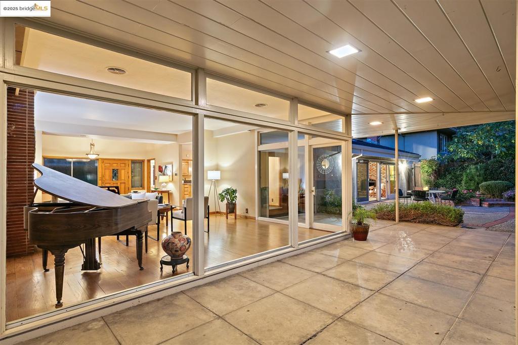 LE BRUN ESTATES - Residential