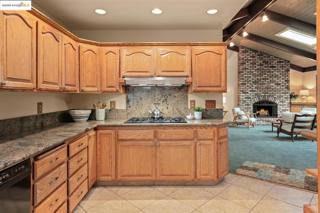 LE BRUN ESTATES - Residential