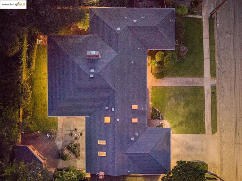 LE BRUN ESTATES - Residential