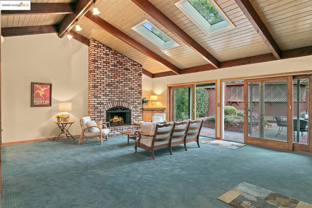 LE BRUN ESTATES - Residential