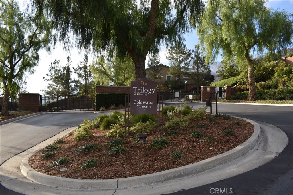 24578 Littlehorn Drive