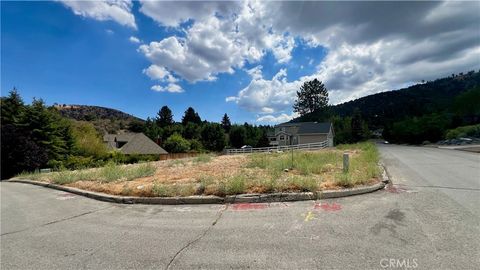 Photo of 5419 Pacific Crest Drive, Wrightwood, CA 92397 (MLS # HD26052535)