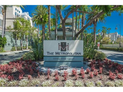 2253 Martin 215 Irvine CA 92612