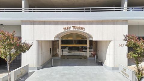 Photo of 343 Pioneer Dr #405, Glendale, CA 91203 (MLS # GD26078720)